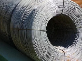 Проволока телеграфная оцинкованная Ст3 2 мм 4 - в «Монолит-Металлопрокат».