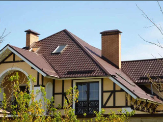Металлочерепица Grand Line Kvinta plus 0,5 Rooftop Matte RR 32 Темно-коричневый 2 - в «Монолит-Металлопрокат».